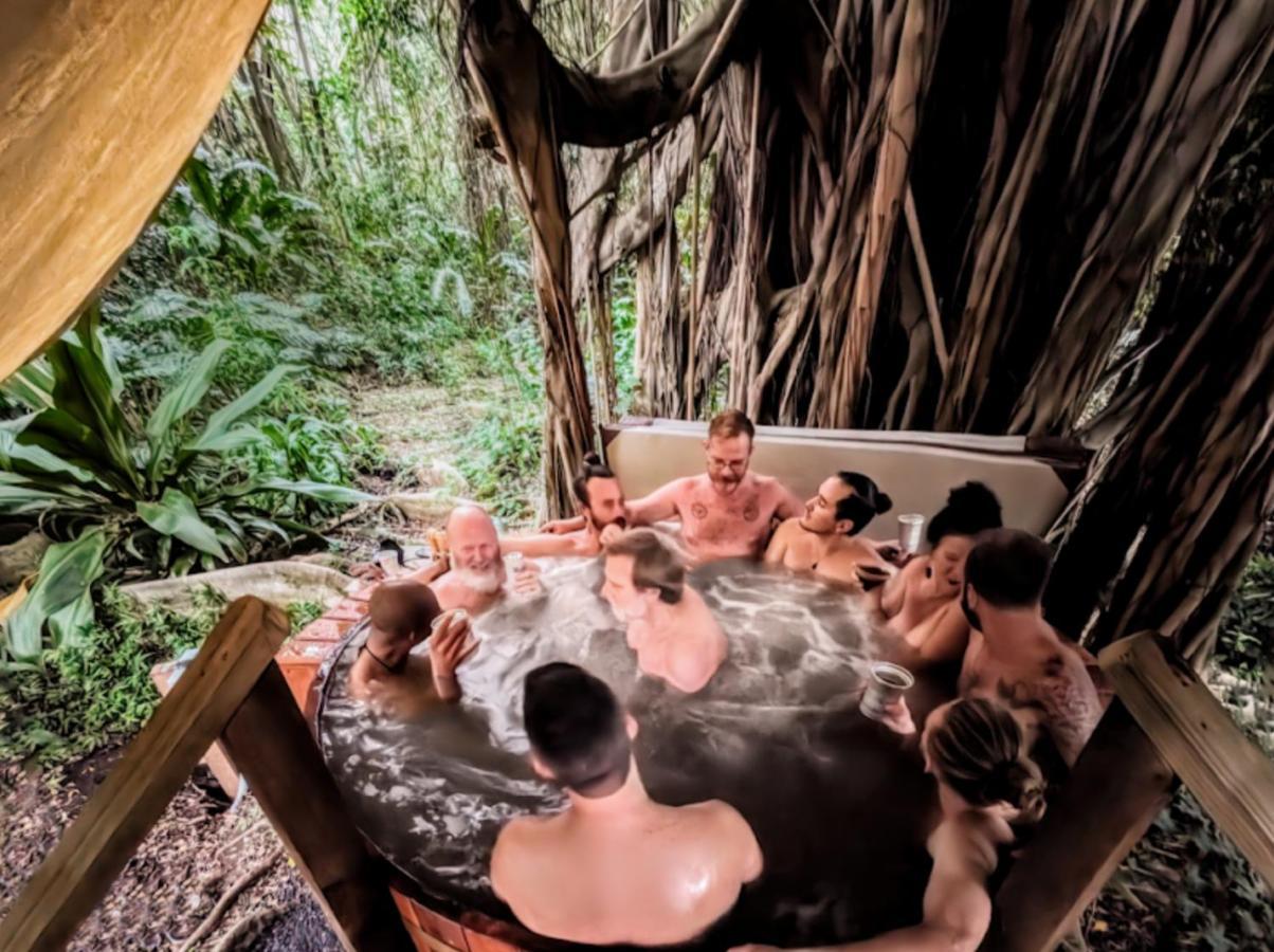 파호아 Kehena Mauka Nui Club Lgbtqia+ Clothing Optional B&B 외부 사진